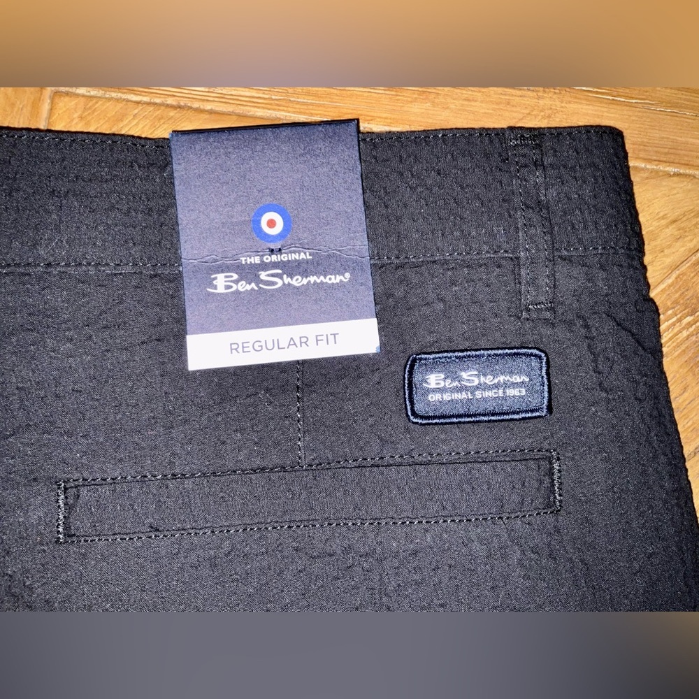 Ben Sherman Men’s Shorts in black - size 36 with some stretch/lightweight NWT